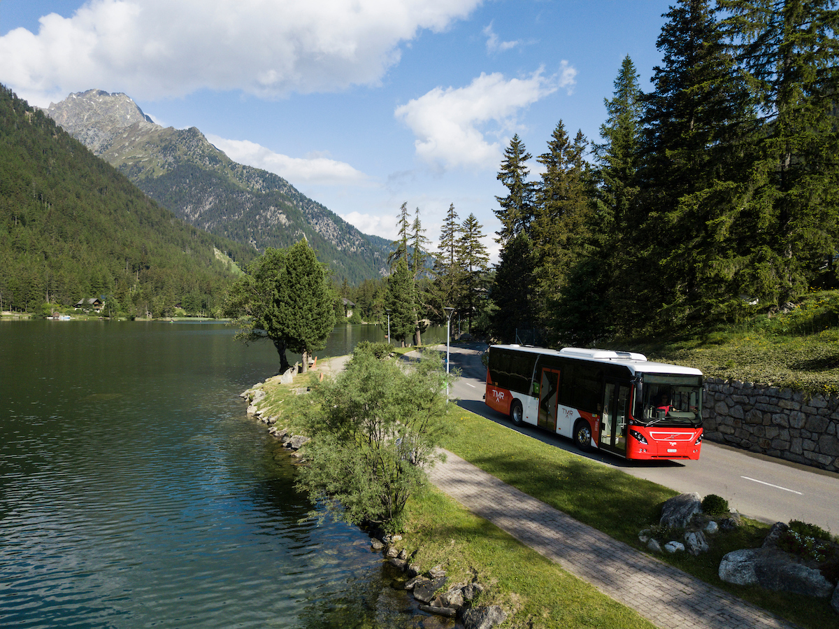 Bus du réseau TMR Entremont dans les vallées de Bagnes et du St-Bernard